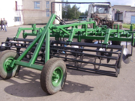 Культиватор прицепной комбинированный для основной обработки почвы КПК-4